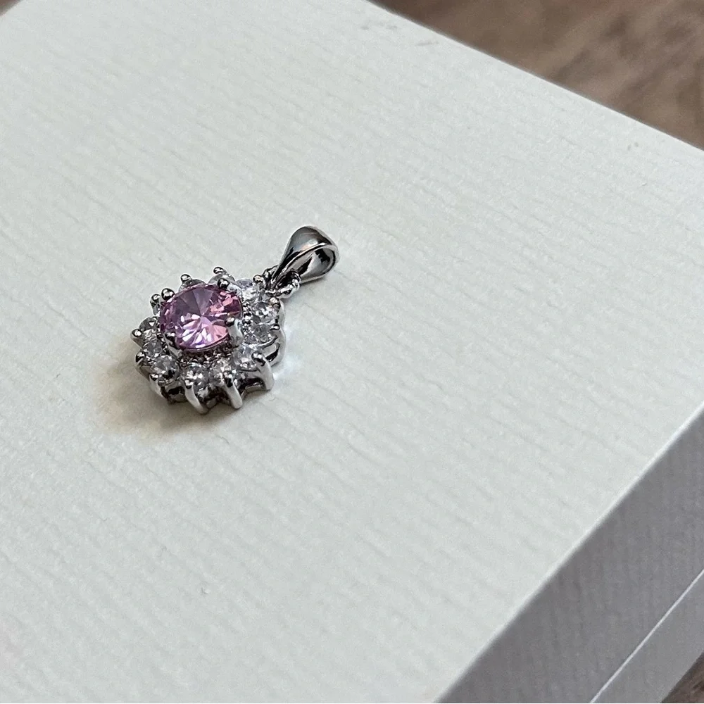 18k GP white gold plated Pink gemstone crystal necklace Pendant feminine sparkly - Picture 6 of 6